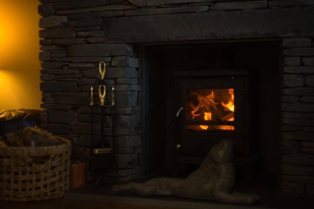 Luxurious Cottage With Hot Tub, Lake District Duddon Exterior foto